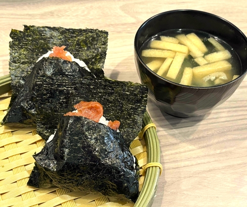 梅おにぎり