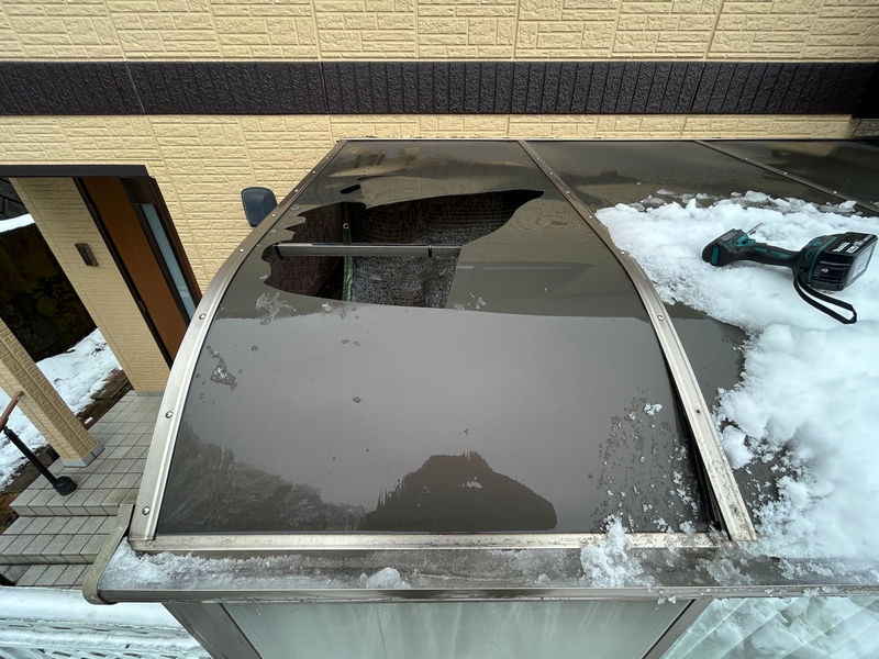 サンルーム屋根ポリカーボネート交換