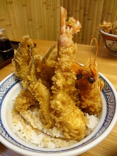 大入 江戸前天丼 3500円　　赤だし 200円