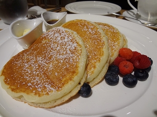 レモンリコッタ パンケーキ 1400円