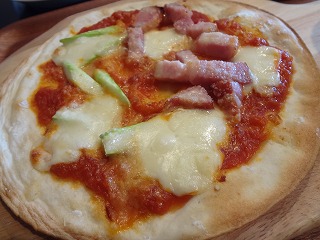 ランチ ピザ　1000円