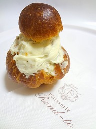 ブリオッシュ ゴルゴンゾーラ　260円
